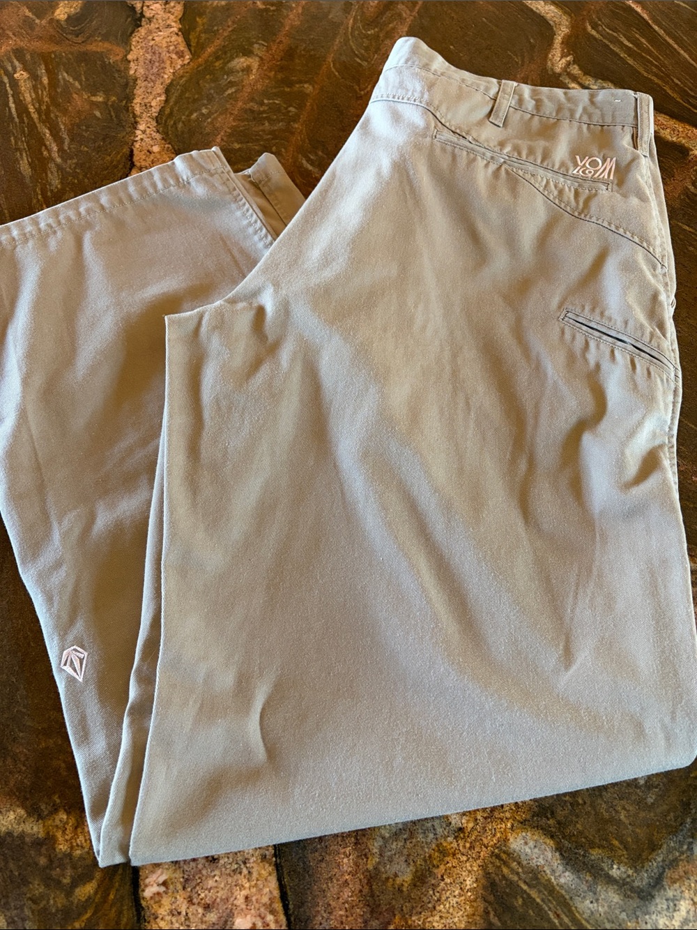 Volcom Men's Light Gray Chino-Style Performance Pants